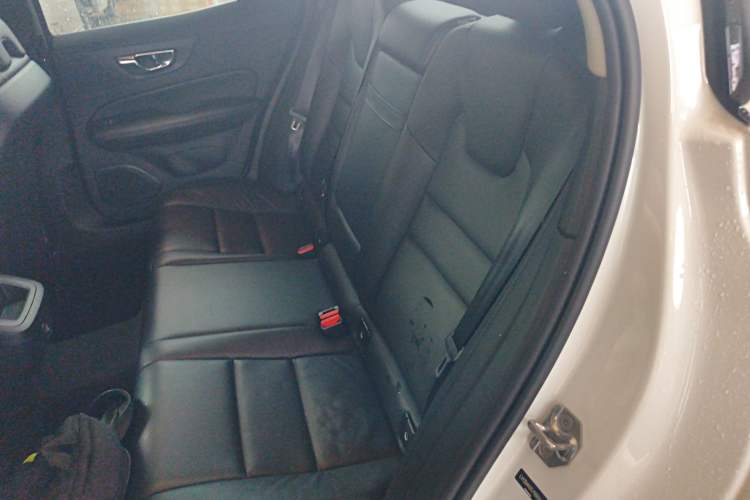 Used Volvo S60 2020 T4 Zhiyi Luxury Edition Left Rear Seat
