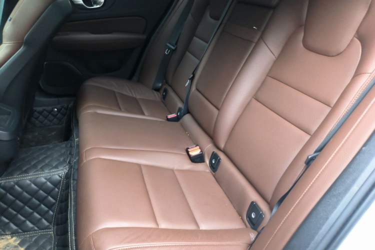 Used Volvo S60 2020 T4 Zhiyi Luxury Edition Left Rear Seat