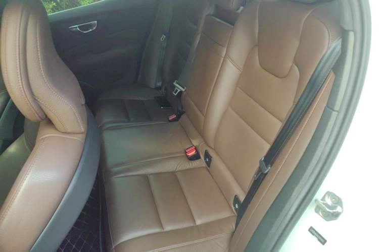 Used Volvo S60 2020 T4 Zhiyuan Luxury Edition Left Rear Seat