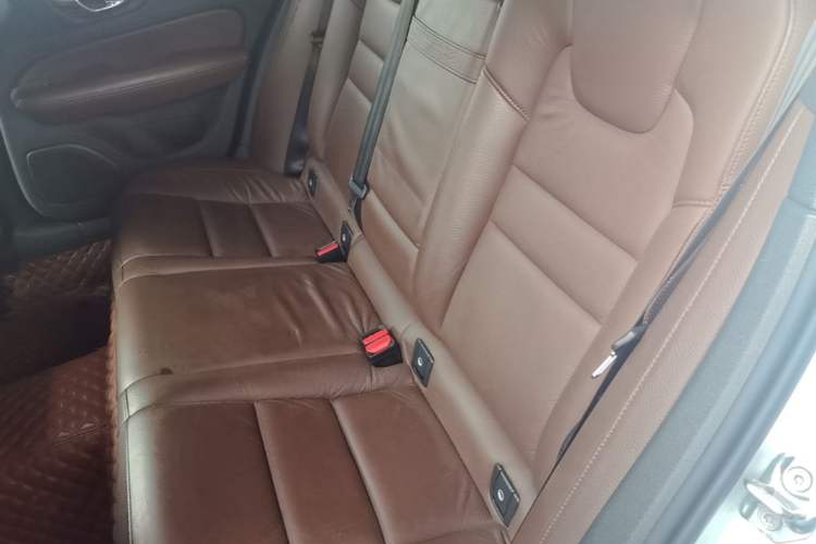 Used Volvo S60 2020 T4 Zhiyuan Sport Edition Left Rear Seat