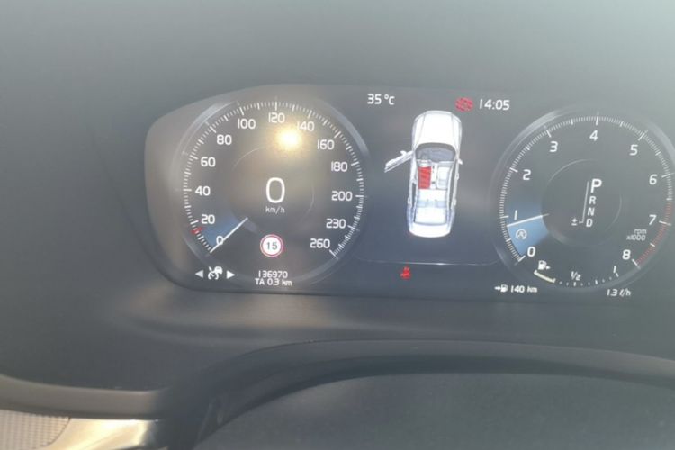 Used Volvo S60 2020 T4 Zhiyuan Sport Edition Odometer Close Up