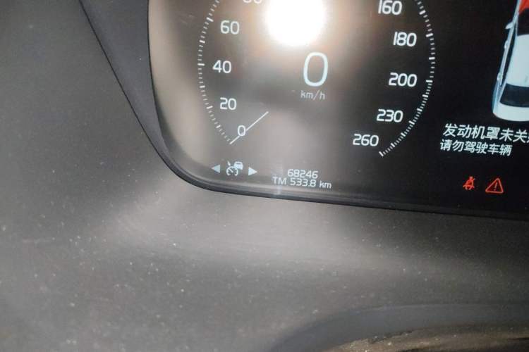Used Volvo S60 2020 T4 Zhiyuan Luxury Edition Odometer Close Up