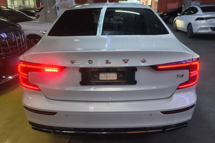 Used Volvo S60 2020 T4 Zhiyi Luxury Edition Rear