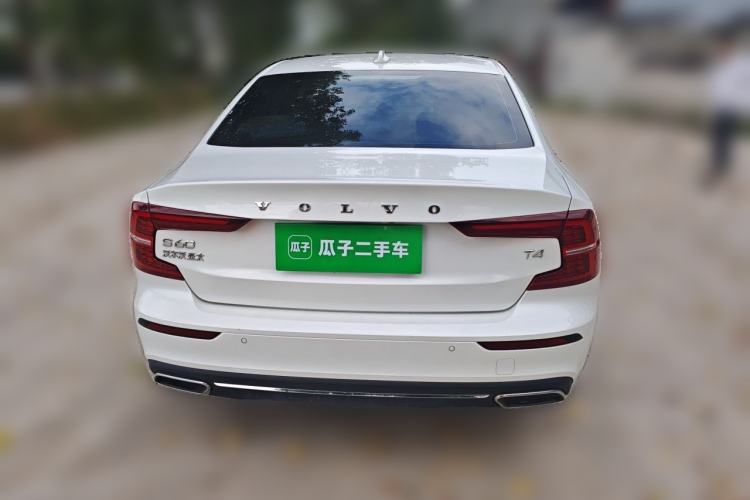 Used Volvo S60 2020 T4 Zhiyuan Luxury Edition Rear