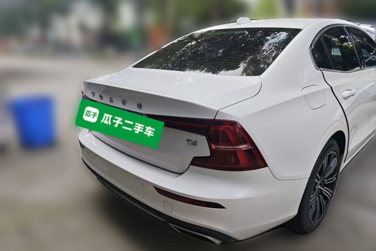 Used Volvo S60 2020 T4 Zhiyuan Luxury Edition Rear