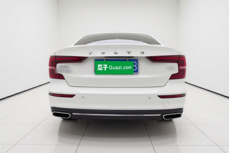 Used Volvo S60 2020 T4 Zhiyuan Luxury Edition Rear
