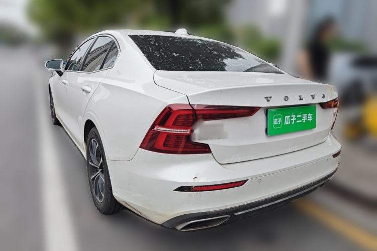 Used Volvo S60 2020 T4 Zhiyi Luxury Edition Rear Left 45 Deg