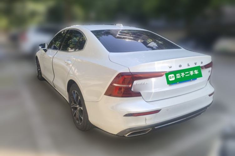 Used Volvo S60 2020 T4 Zhiyi Luxury Edition Rear Left 45 Deg