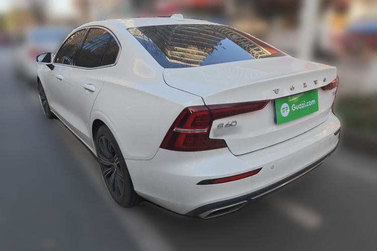 Used Volvo S60 2020 T4 Zhiyi Luxury Edition Rear Left 45 Deg