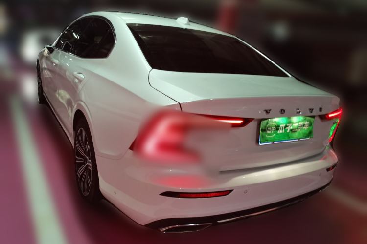 Used Volvo S60 2020 T4 Zhiyuan Luxury Edition Rear Left 45 Deg