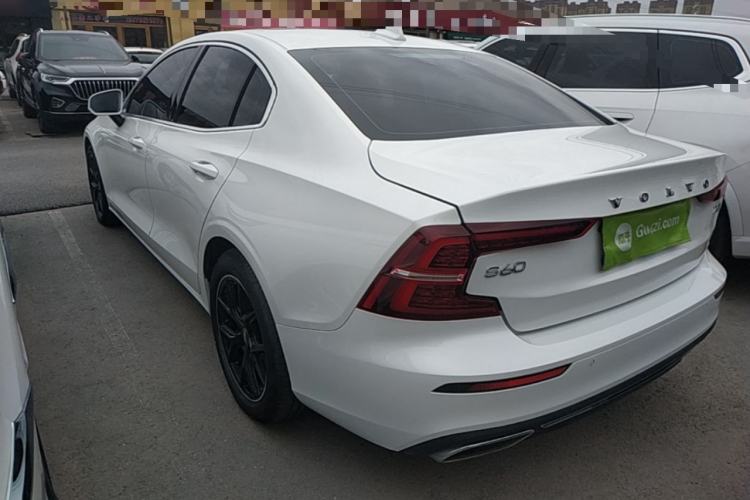 Used Volvo S60 2020 T4 Zhiyi Luxury Edition Rear Left 45 Deg