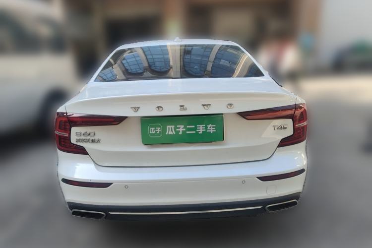 Used Volvo S60 2020 T4 Zhiyuan Luxury Edition Rear