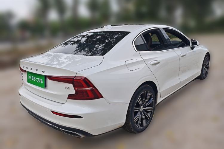 Used Volvo S60 2020 T4 Zhiyuan Luxury Edition Rear Right 45 Deg