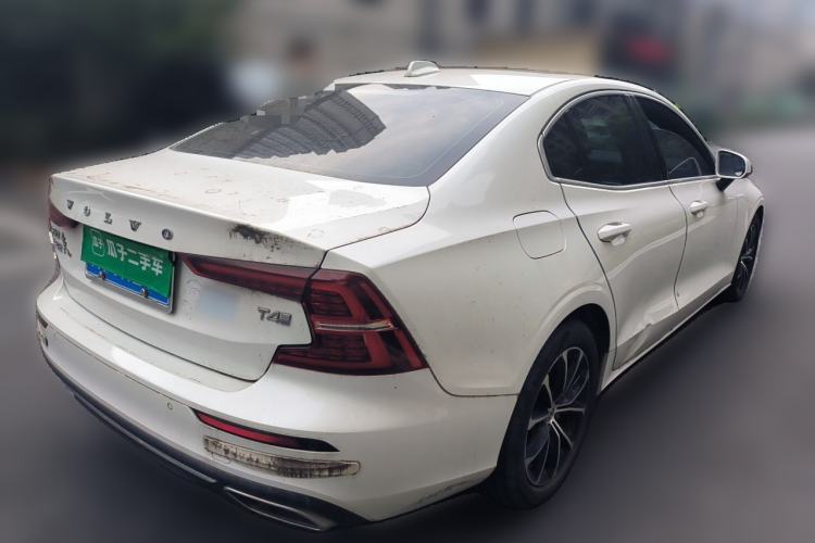 Used Volvo S60 2020 T4 Zhiyi Luxury Edition Rear Right 45 Deg