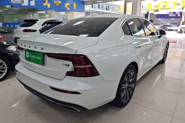 Used Volvo S60 2020 T4 Zhiyuan Luxury Edition Rear Right 45 Deg