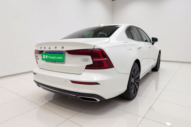Used Volvo S60 2020 T4 Zhiyuan Luxury Edition Rear Right 45 Deg