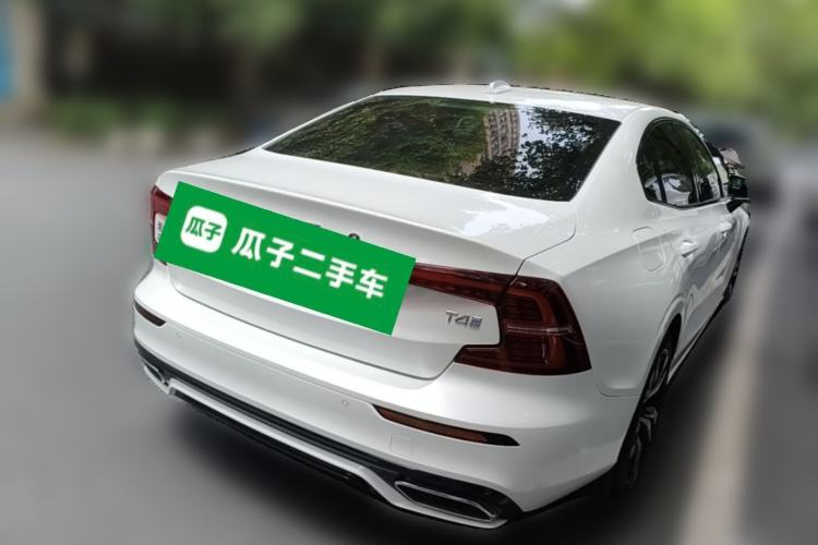 Used Volvo S60 2020 T4 Zhiyuan Sport Edition Rear Right 45 Deg