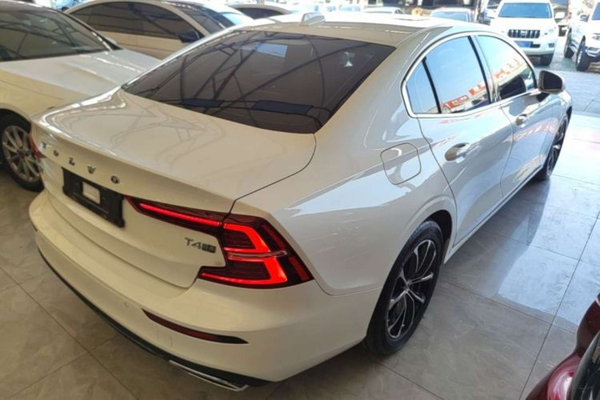 Used Volvo S60 2020 T4 Zhiyi Luxury Edition Rear Right 45 Deg