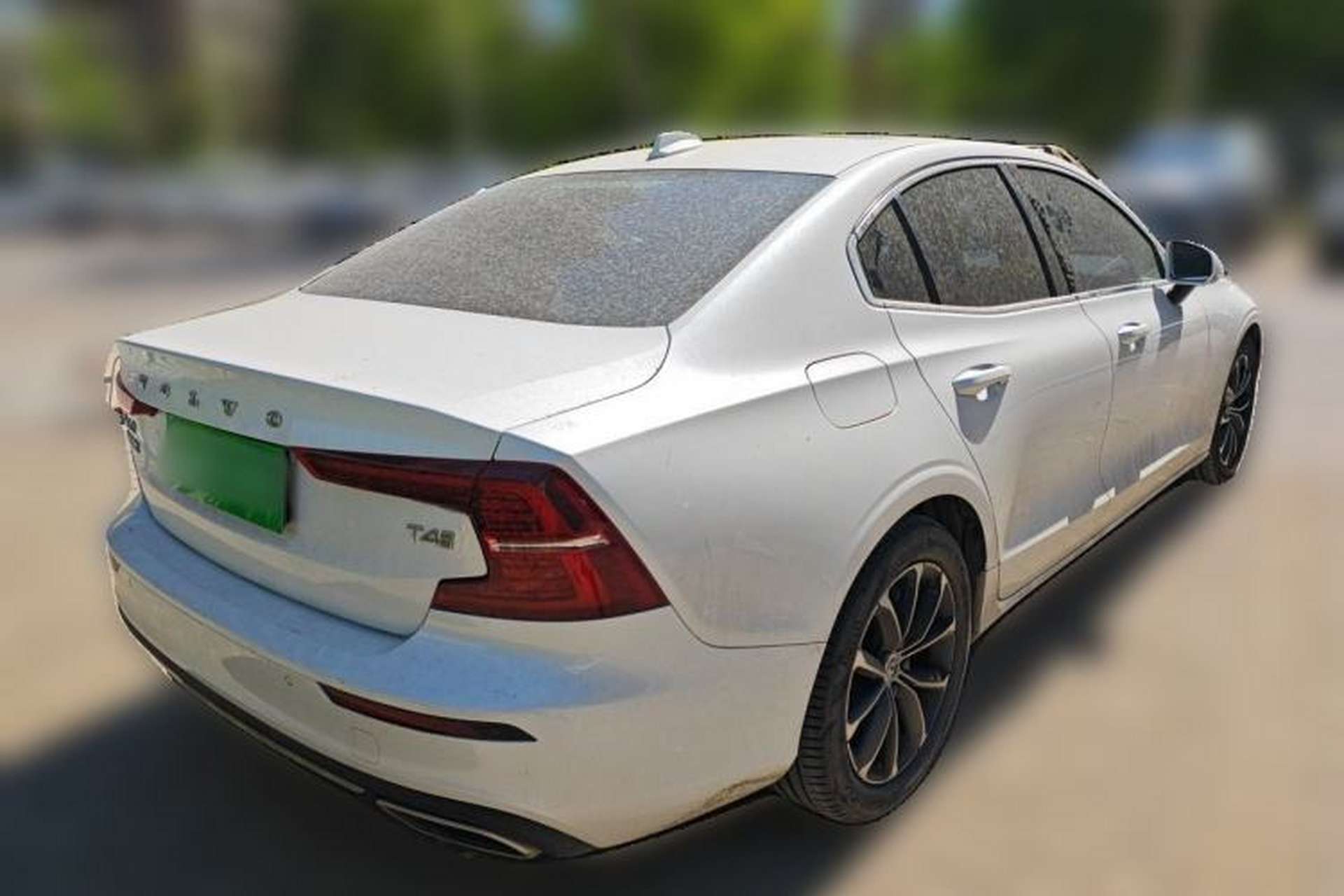 Used Volvo S60 2020 T4 Zhiyi Luxury Edition Rear Right 45 Deg