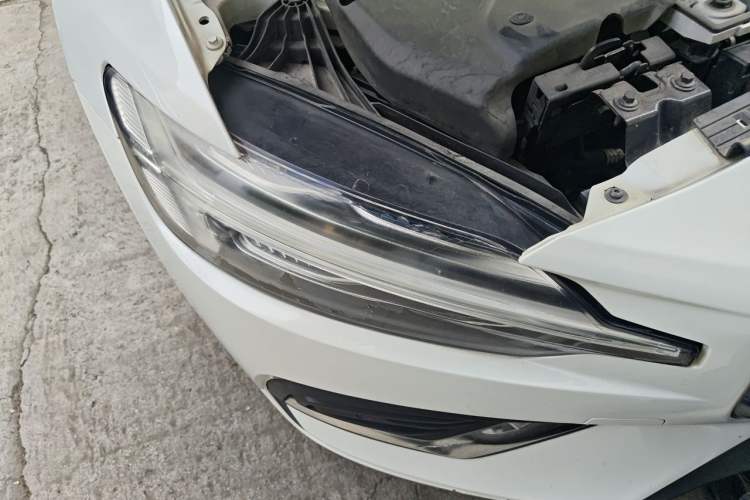 Used Volvo S60 2020 T4 Zhiyuan Luxury Edition Right Front Headlight