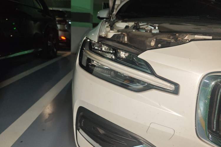Used Volvo S60 2020 T4 Zhiyi Luxury Edition Right Front Headlight