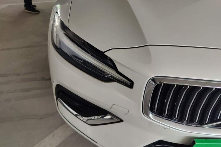 Used Volvo S60 2020 T4 Zhiyi Luxury Edition Right Front Headlight