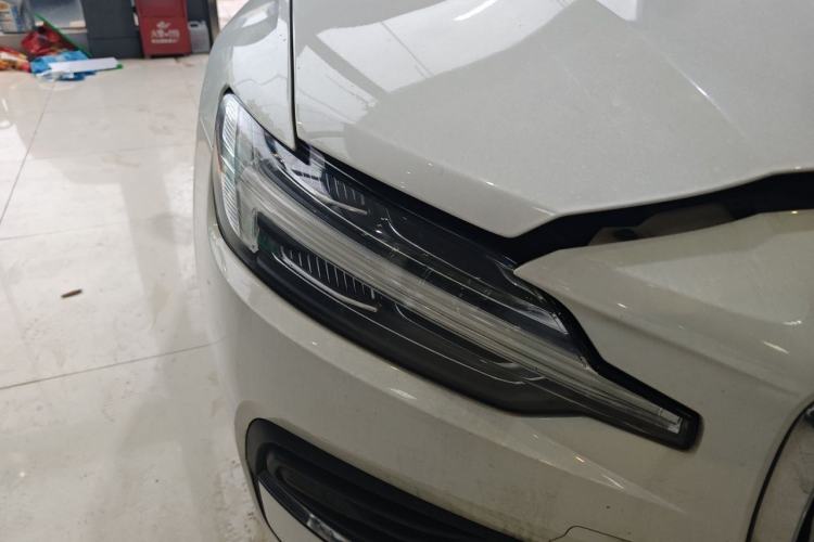 Used Volvo S60 2020 T4 Zhiyi Luxury Edition Right Front Headlight