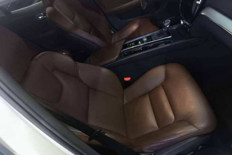 Used Volvo S60 2020 T4 Zhiyi Luxury Edition Right Front Seat