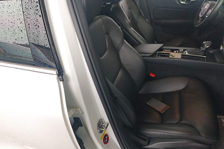Used Volvo S60 2020 T4 Zhiyi Luxury Edition Right Front Seat