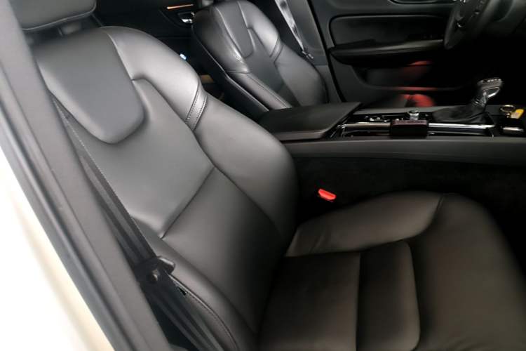 Used Volvo S60 2020 T4 Zhiyi Luxury Edition Right Front Seat