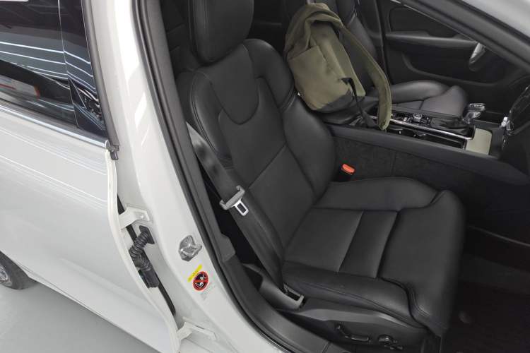 Used Volvo S60 2020 T4 Zhiyuan Luxury Edition Right Front Seat
