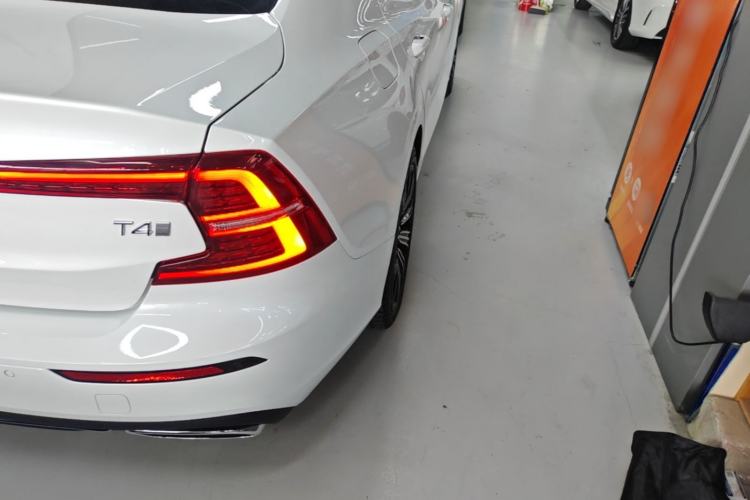Used Volvo S60 2020 T4 Zhiyuan Luxury Edition Right Rear Taillight