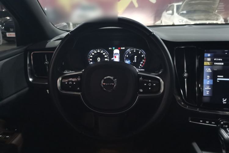 Used Volvo S60 2020 T4 Zhiyuan Luxury Edition Steering Wheel