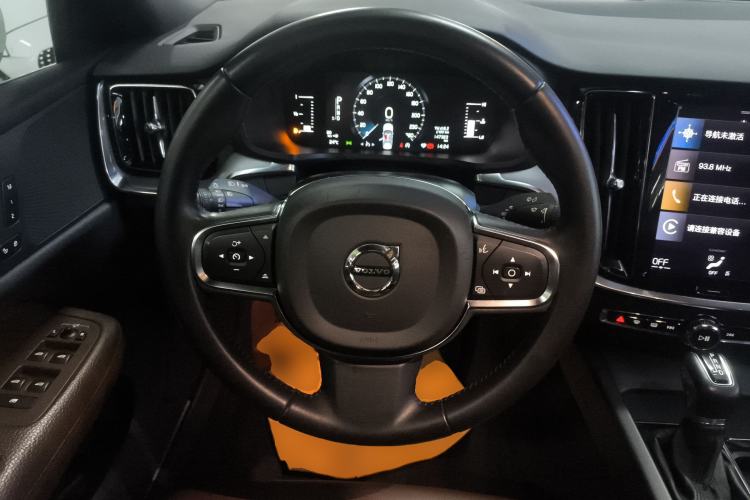 Used Volvo S60 2020 T4 Zhiyi Luxury Edition Steering Wheel