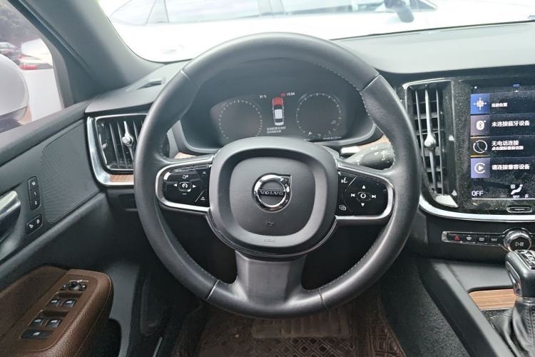 Used Volvo S60 2020 T4 Zhiyuan Luxury Edition Steering Wheel