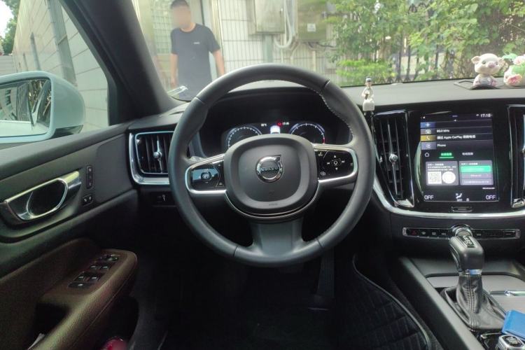 Used Volvo S60 2020 T4 Zhiyuan Luxury Edition Steering Wheel
