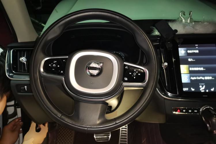 Used Volvo S60 2020 T4 Zhiyuan Luxury Edition Steering Wheel