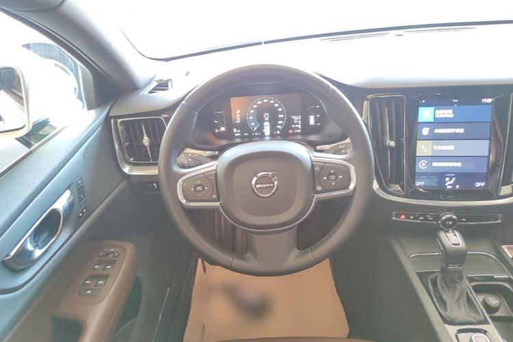 Used Volvo S60 2020 T4 Zhiyi Luxury Edition Steering Wheel