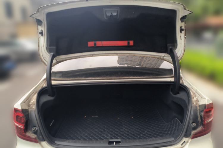 Used Volvo S60 2020 T4 Zhiyi Luxury Edition Trunk