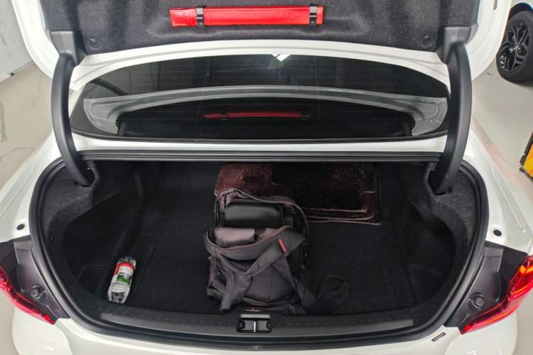 Used Volvo S60 2020 T4 Zhiyuan Luxury Edition Trunk