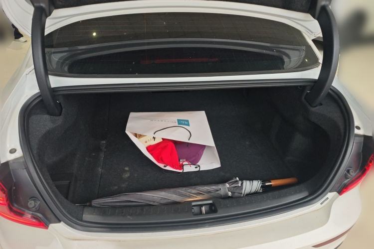 Used Volvo S60 2020 T4 Zhiyi Luxury Edition Trunk
