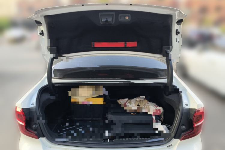 Used Volvo S60 2020 T4 Zhiyuan Luxury Edition Trunk
