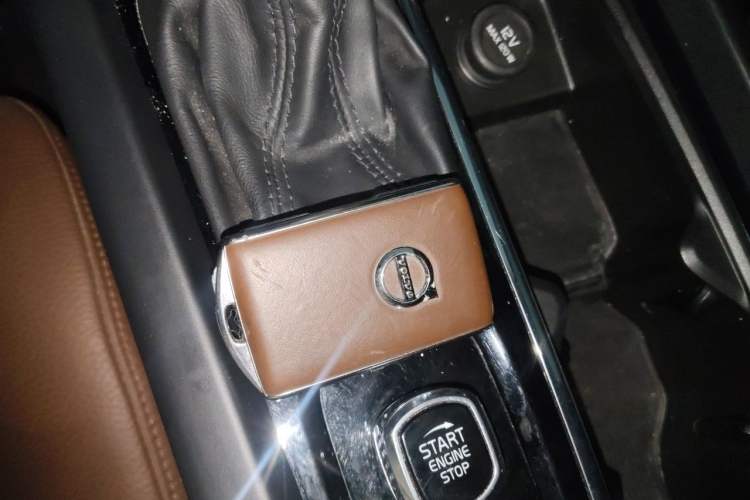 Used Volvo S60 2020 T4 Zhiyuan Luxury Edition Vehicle Key