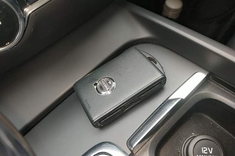 Used Volvo S60 2020 T4 Zhiyi Luxury Edition Vehicle Key