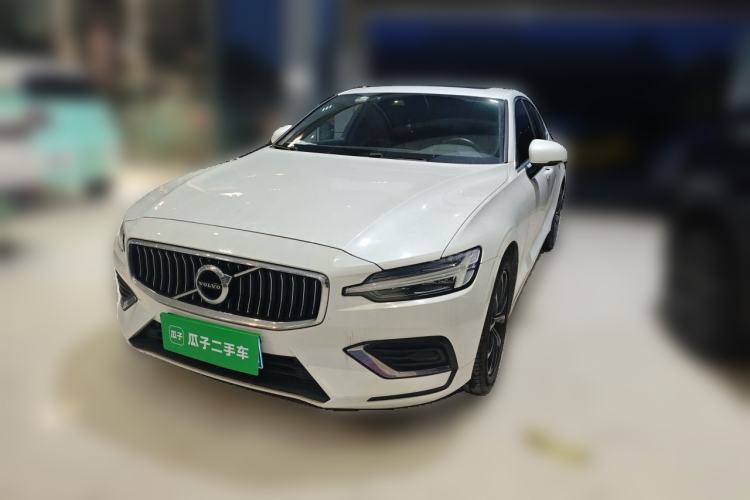 Used Volvo S60 2020 T4 Zhiyi Luxury Edition Guazi used car, China used car export, Used car for sale, Used cars, Cheapest cars for sale