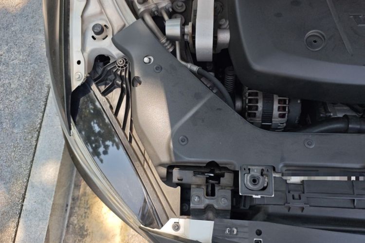Used Volvo S60 2021 T4 Zhiyuan Luxury Edition Engine Bay Right