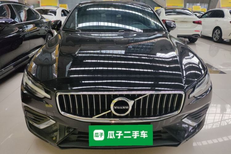 Used Volvo S60 2021 T4 Zhiyi Luxury Edition Front