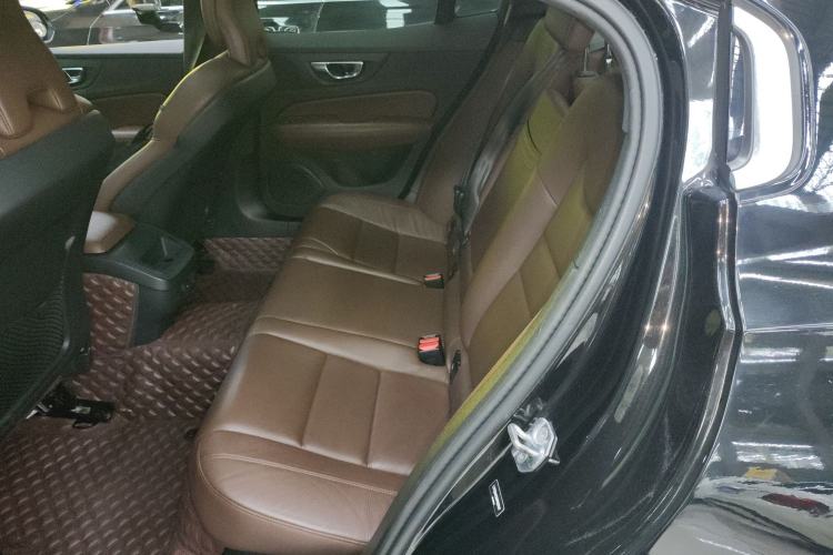 Used Volvo S60 2021 T4 Zhiyi Luxury Edition Left Rear Seat