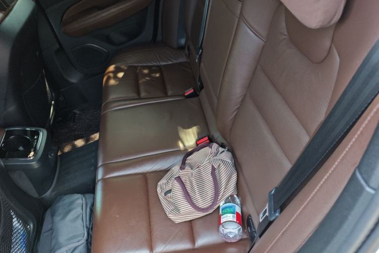 Used Volvo S60 2021 T4 Zhiyuan Luxury Edition Left Rear Seat