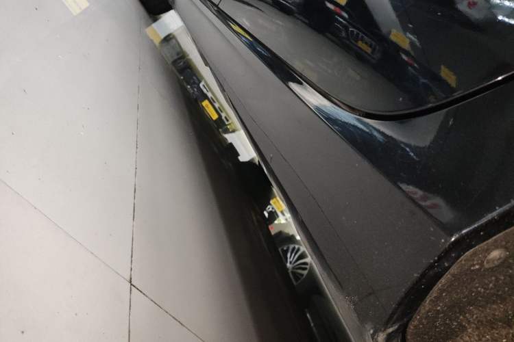 Used Volvo S60 2021 T4 Zhiyi Luxury Edition Left Side Sill